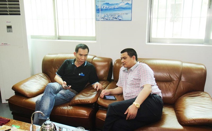 熱烈歡迎廣東省潔凈技術(shù)行業(yè)協(xié)會余會長一行蒞臨歐博參觀考察