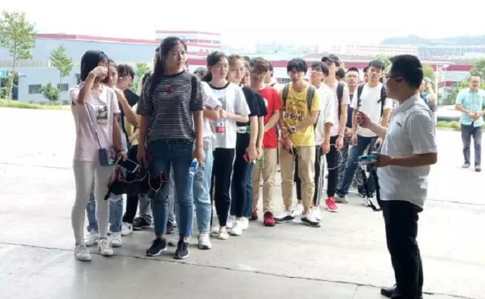 “世界是你們的，也是我們的”，熱烈歡迎江西理工大學(xué)師生一行到訪歐博集團(tuán)