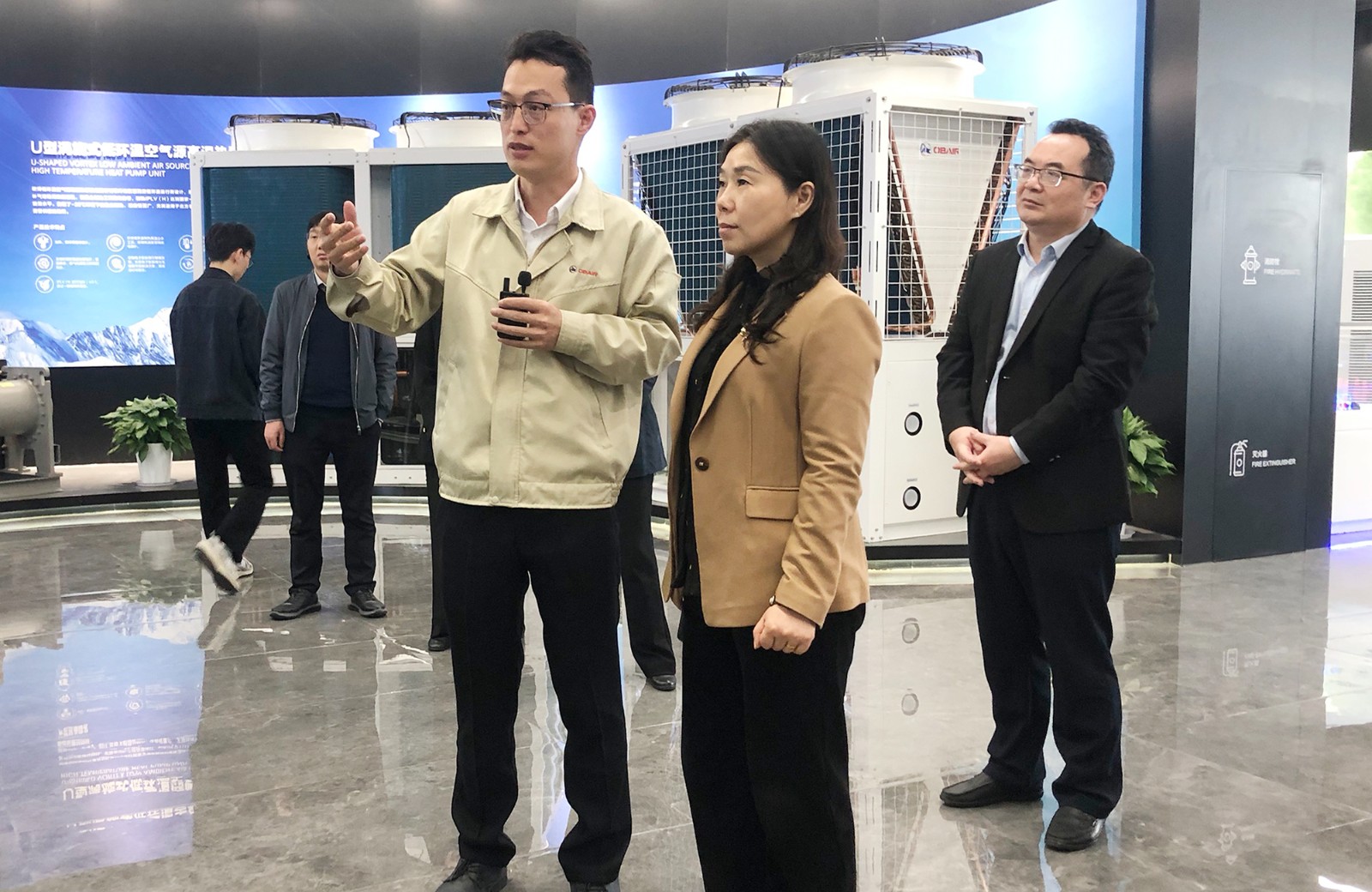 1741844603178149.jpg 334863d7-9bb2-4cbd-bc57-10ea6e83f576