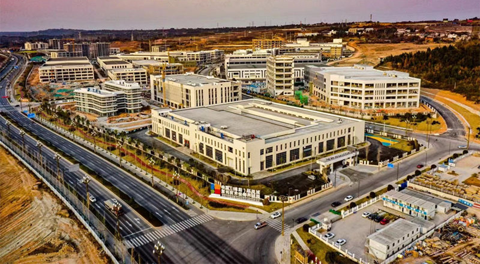 1761527093499360.jpg 1