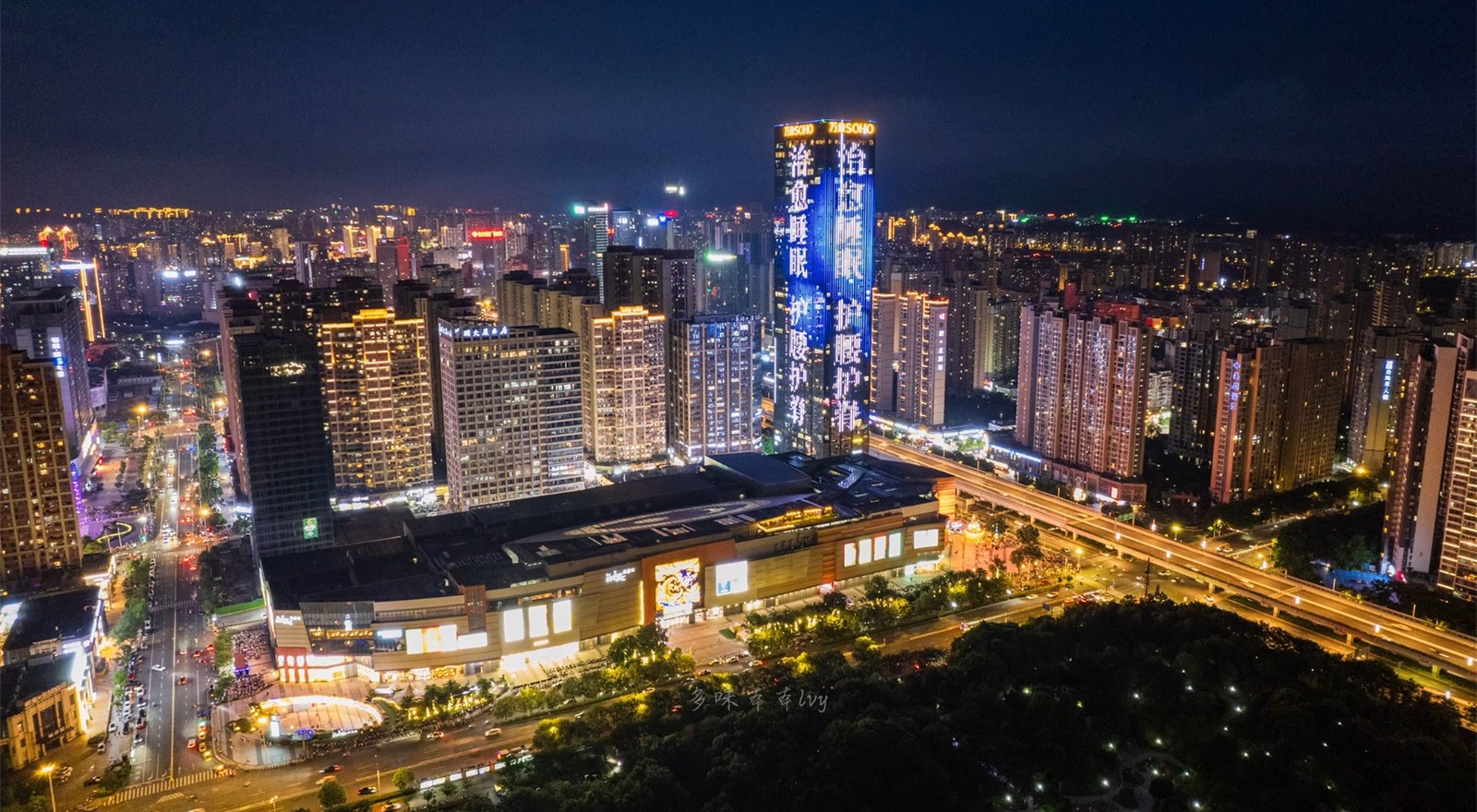 贛州華潤(rùn)萬(wàn)象城